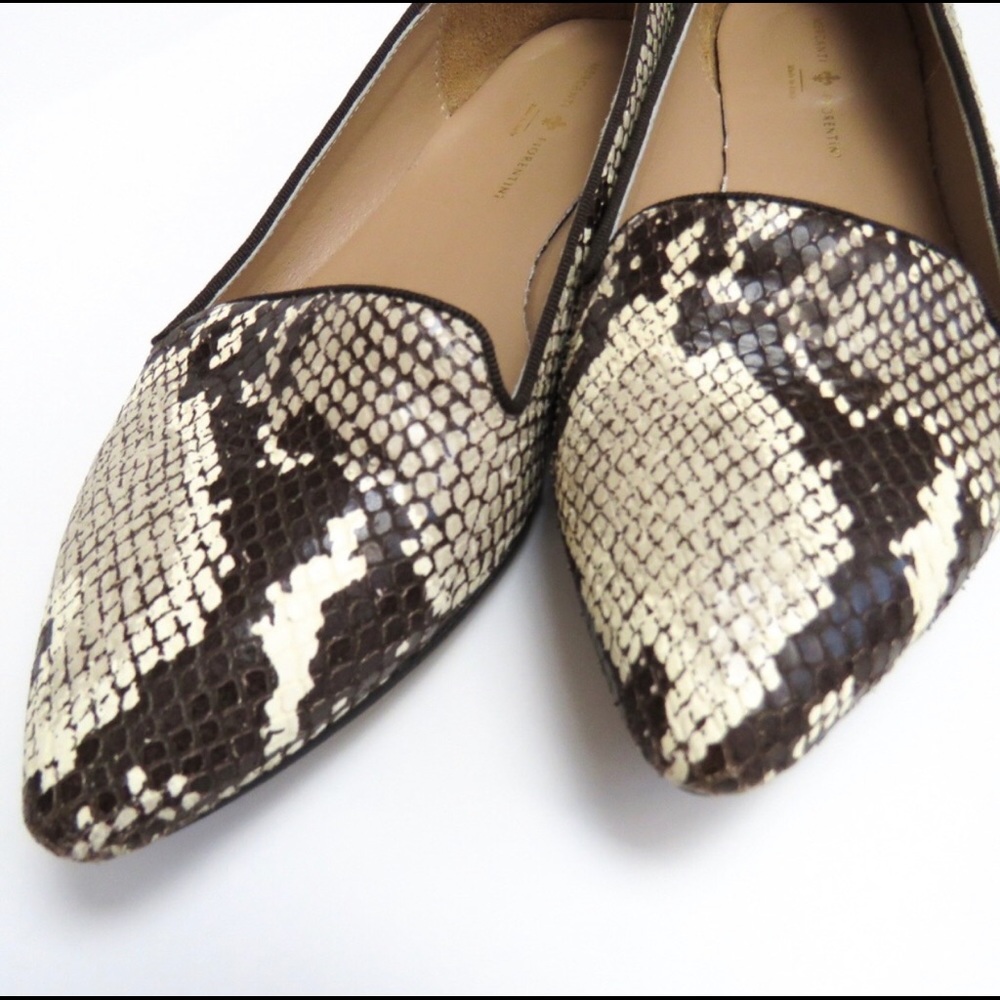 Shoes - Picture 5 of 8